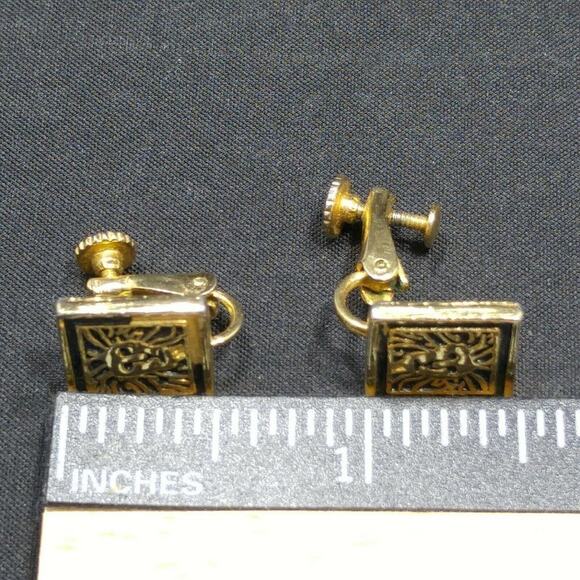 Vintage Anne Klein Classic Logo Lion Clip On Earrings Distressed Black Enamel - Picture 4 of 6